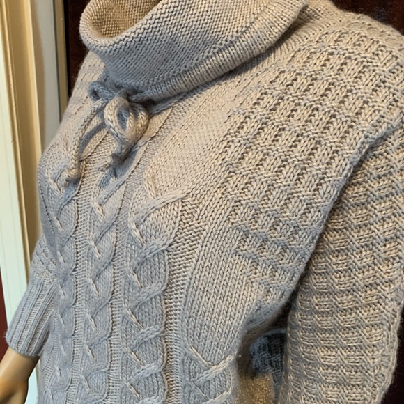 Ruby Moon Sweater - Picture 7 of 7